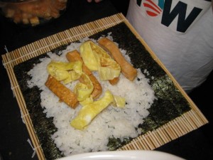 img_0503 Eli likes a super-protein roll of egg & tofu