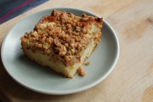 DSC_0009 apple streusel coffee cake